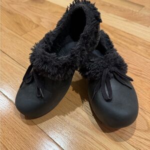 CROCS Black and Pink Faux Fur Lined Footwear